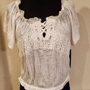 ❤ SALE!! ❤ NWT Almost Famous top